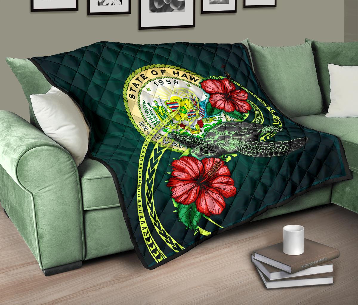 Hawaii Polynesian Premium Quilt - Green Turtle Hibiscus - Polynesian Pride