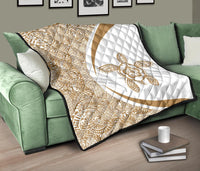 Hawaii Turtle Polynesian White Premium Quilt - Circle Style - Polynesian Pride