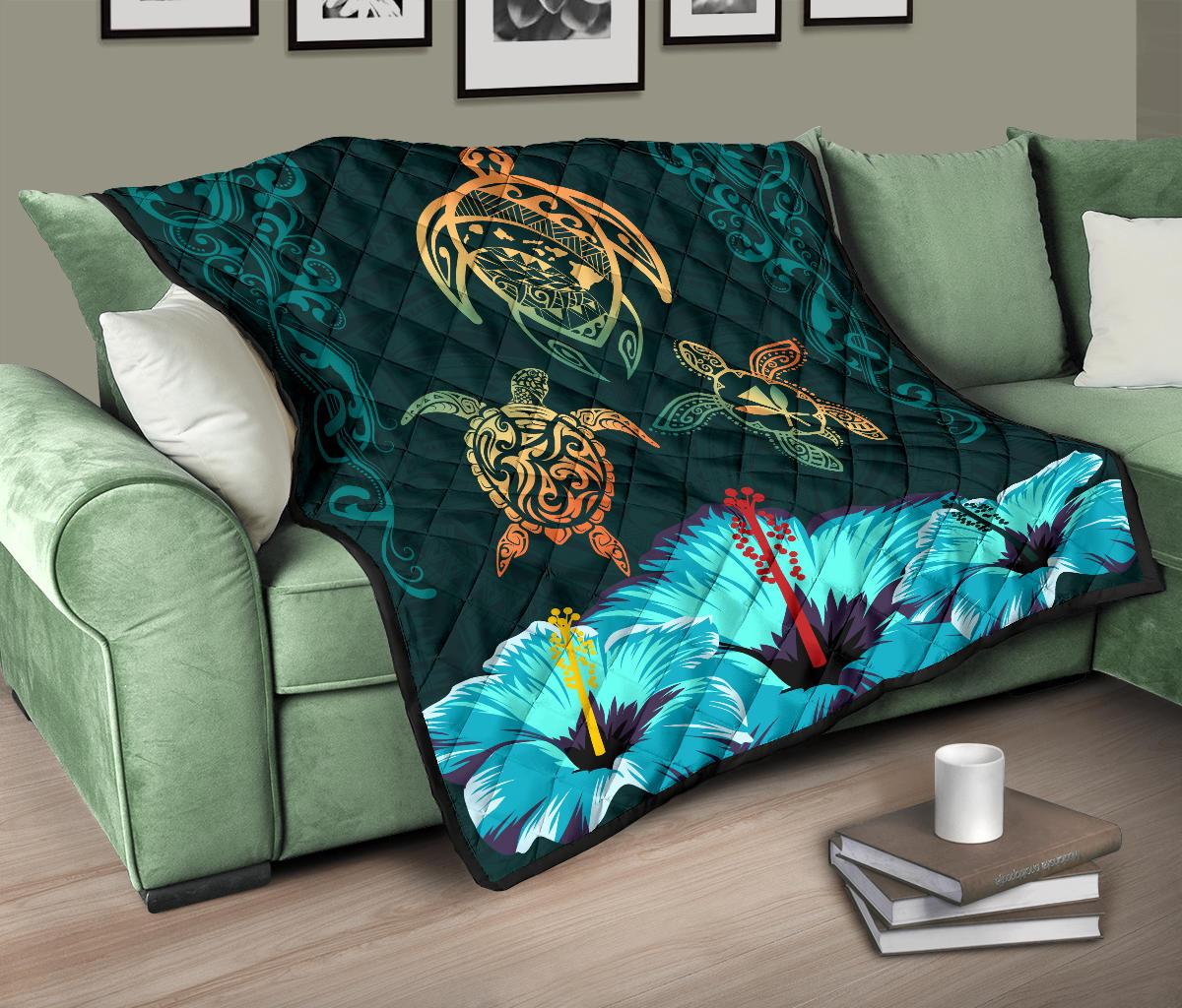 Hawaii Map Turtle Hibiscus Polynesian Luxury Premium Quilt - Honu Ohana - Polynesian Pride