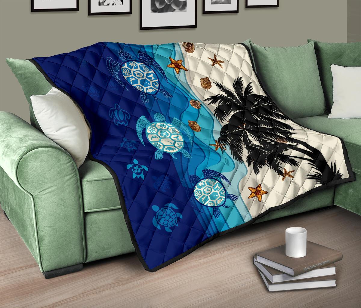 Hawaiian Sea Turtle Symbol Palm Premium Quilt - Polynesian Pride