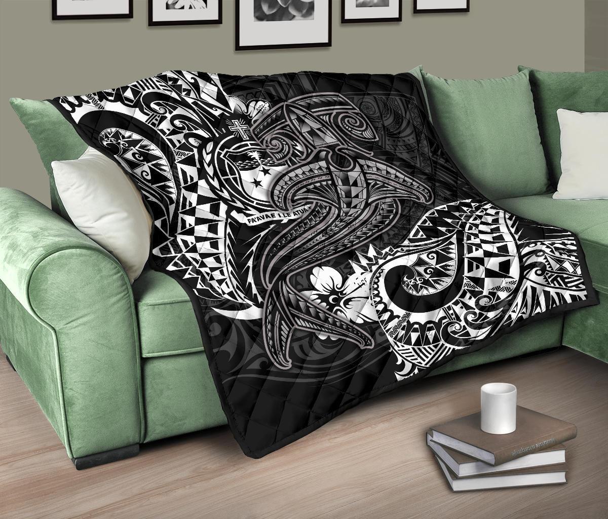 Samoa Premium Quilt - White Shark Polynesian Tattoo - Polynesian Pride