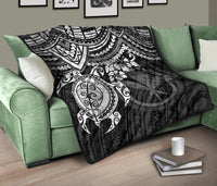 Hawaii Polynesian Premium Quilt - Kanaka Maoli & White Turtle Hibiscus - Polynesian Pride