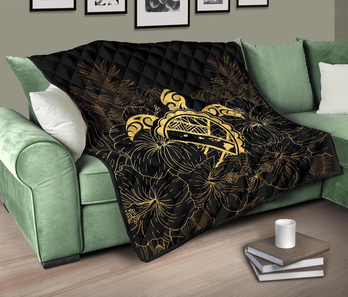 Hawaii Turtle Kanaka Golden Premium Quilt - Polynesian Pride