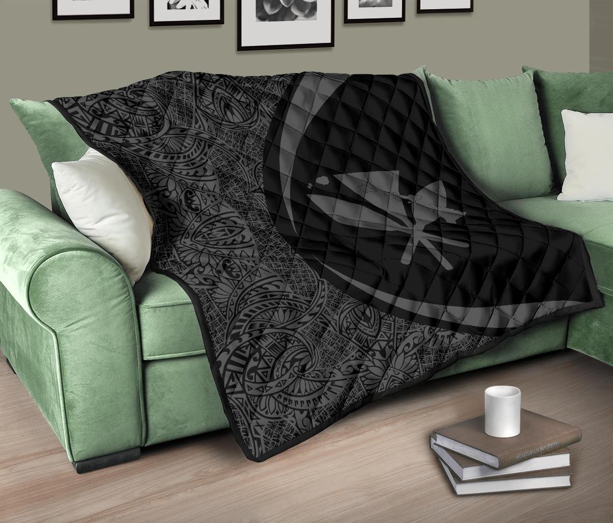 Hawaii Kanaka Polynesian Black And Grey Premium Quilt - Circle Style - Polynesian Pride