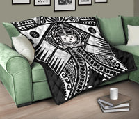 Samoa Polynesian Premium Quilt - Samoa White Seal with Polynesian Tattoo - Polynesian Pride