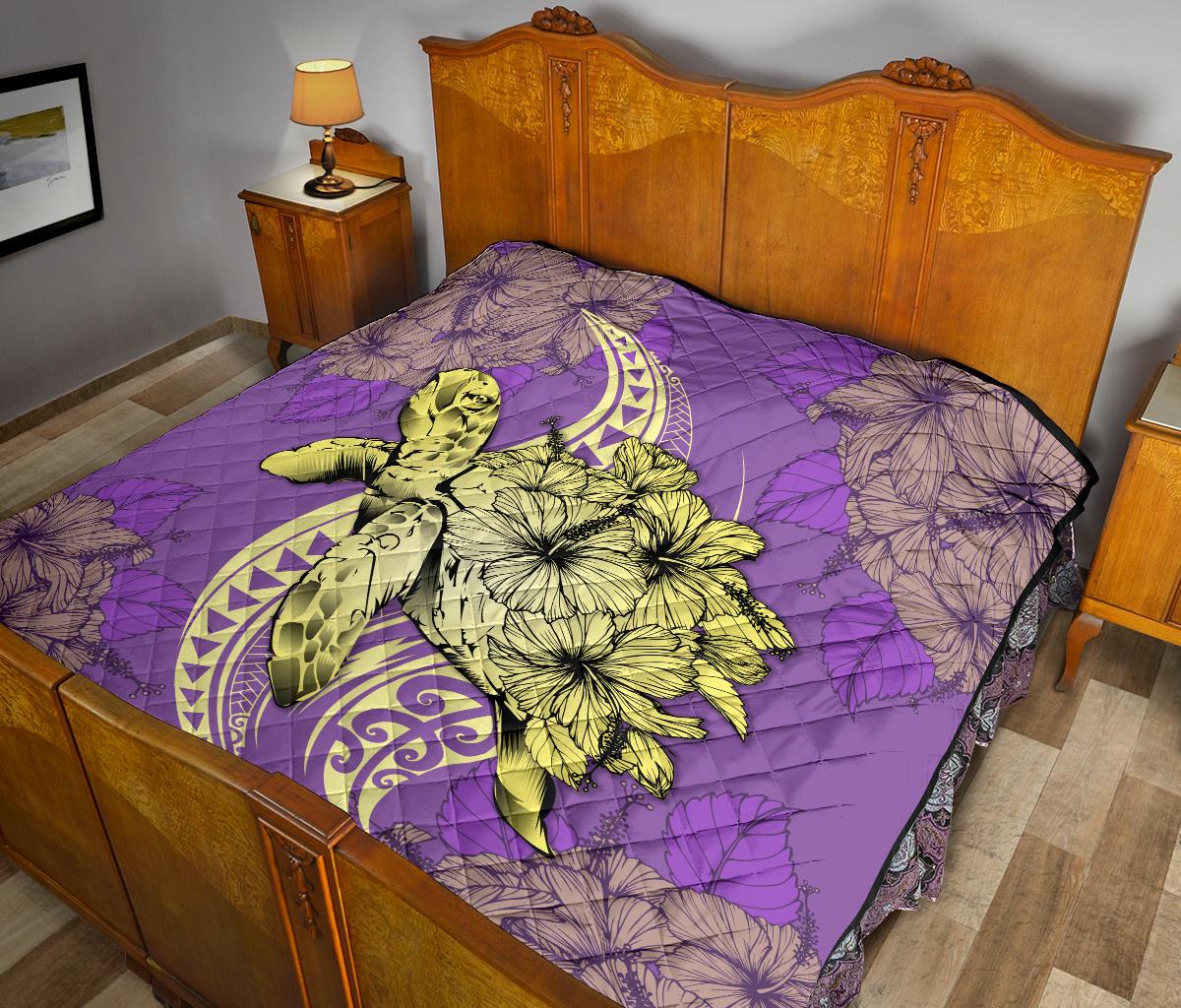 Hawaii Polynesian Turtle Hibiscus Premium Quilt - Yellow - Polynesian Pride