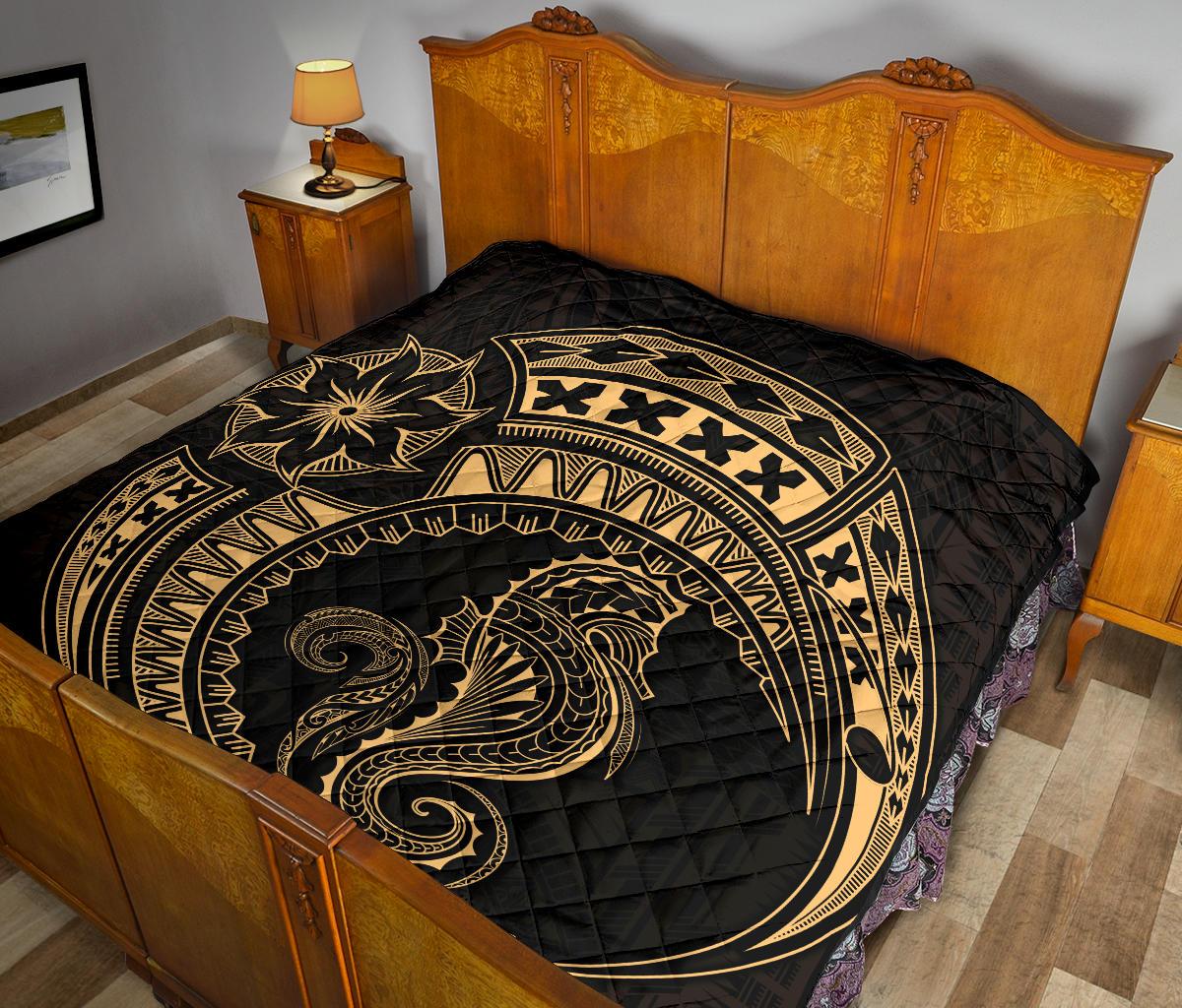 Polynesian Quilt - Polynesian Gold Seahorse Tattoo - Polynesian Pride