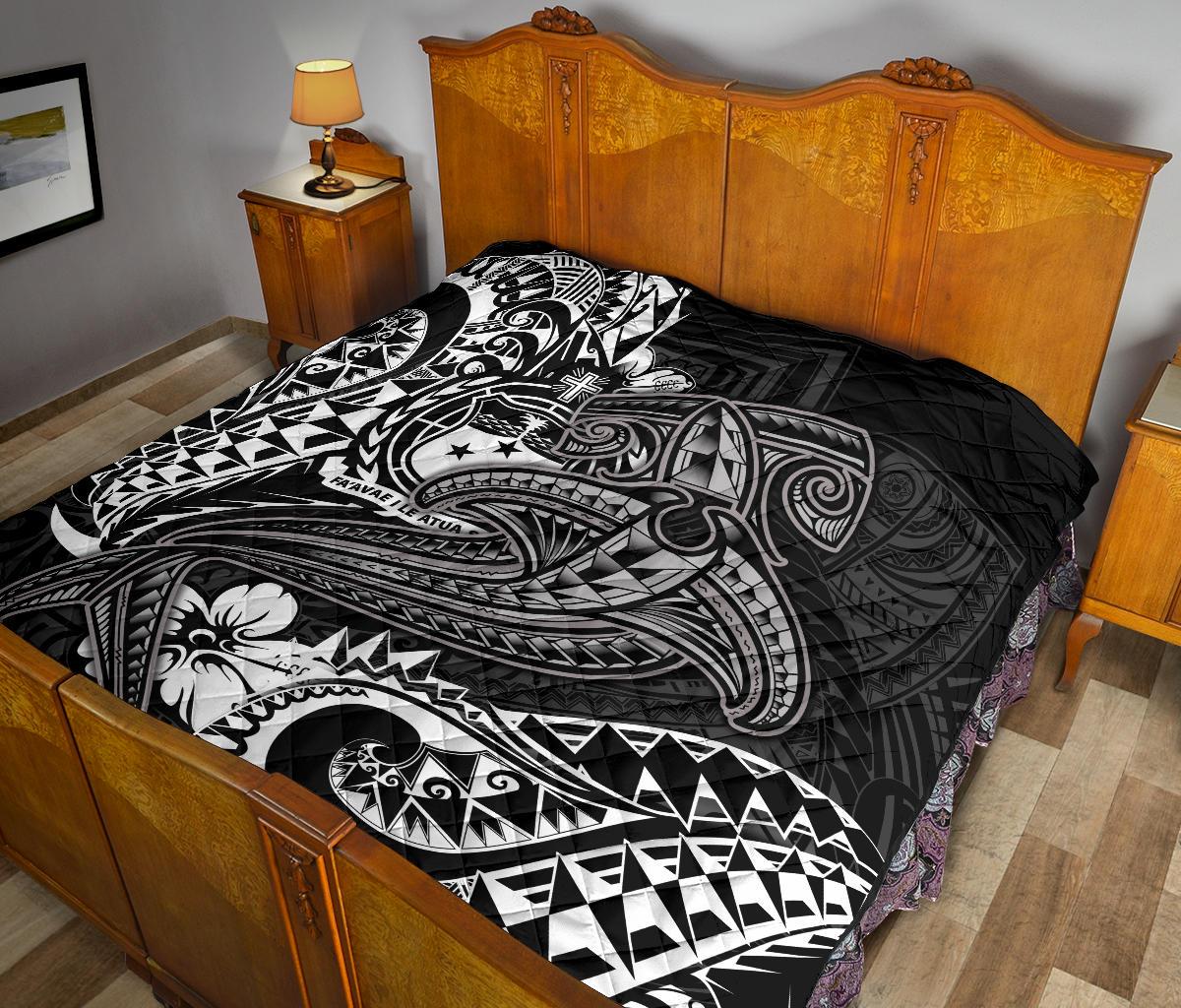 Samoa Premium Quilt - White Shark Polynesian Tattoo - Polynesian Pride