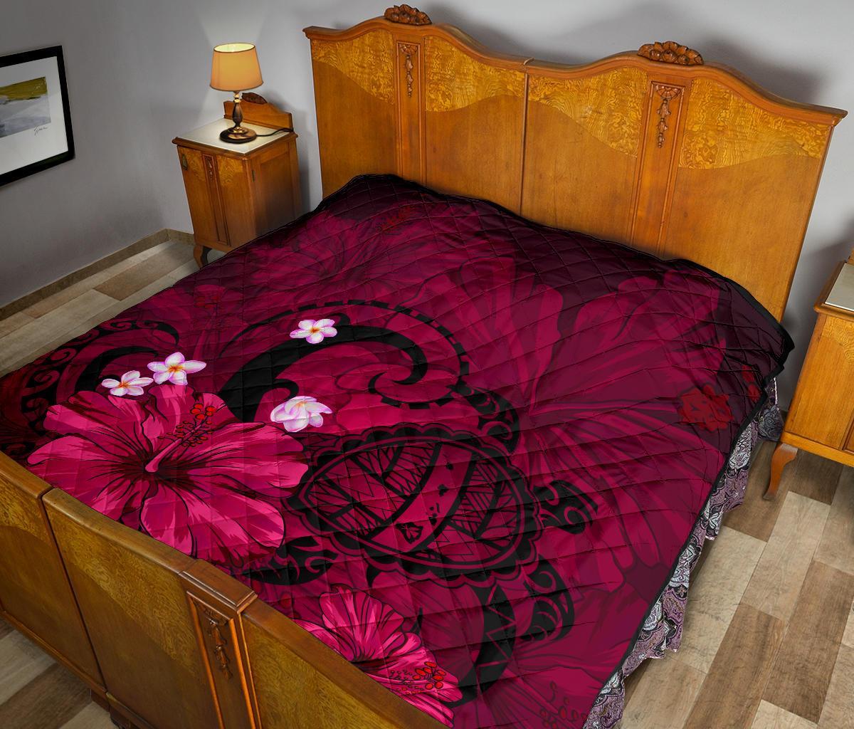 Hawaii Turtle Poly Tribal Pink Premium Quilt - Polynesian Pride