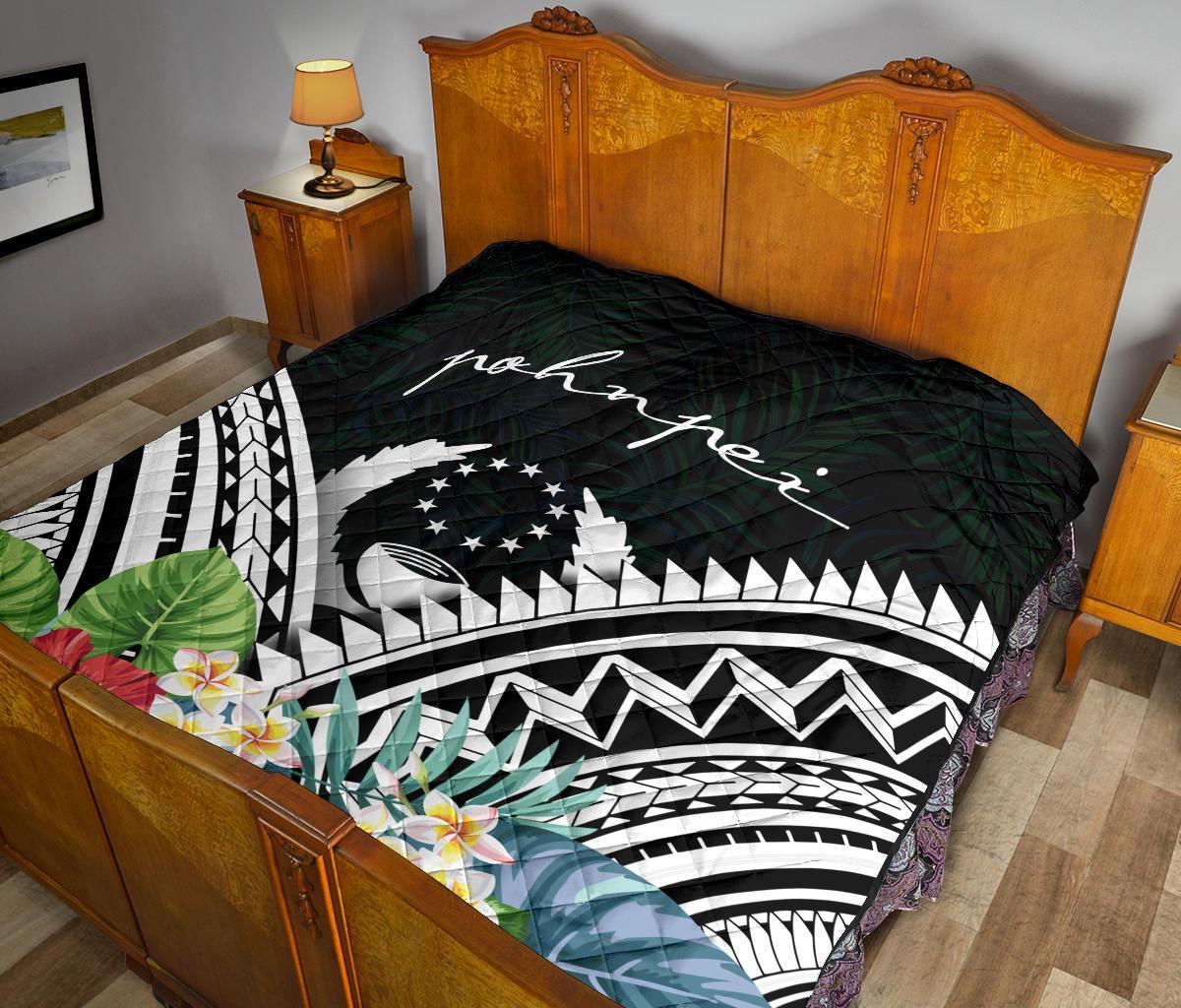 Pohnpei Premium Quilt - Pohnpei Coat of Arms & Polynesian Tropical Flowers White - Polynesian Pride