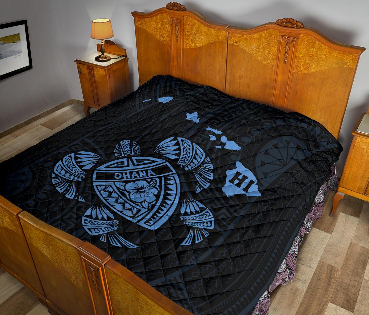 Hawaii Kakau Polynesian Turtle Map Premium Quilt - Pastel Blue - Polynesian Pride