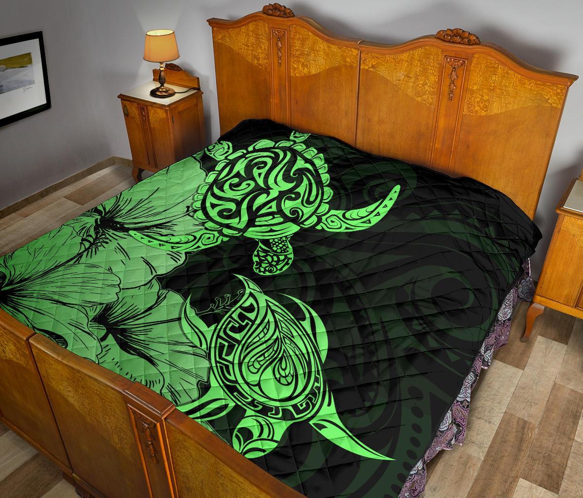 Hawaii Turtle Premium Quilt Polynesian Hibiscus Art Green AH - Polynesian Pride