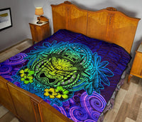 Hawaii Polynesian Premium Quilt - Hawaiian Green Yellow Tiki Face (Purple) - Polynesian Pride