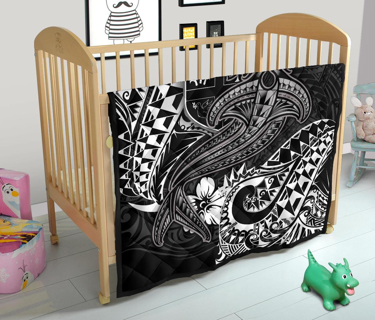 Fiji Premium Quilt - White Shark Polynesian Tattoo - Polynesian Pride