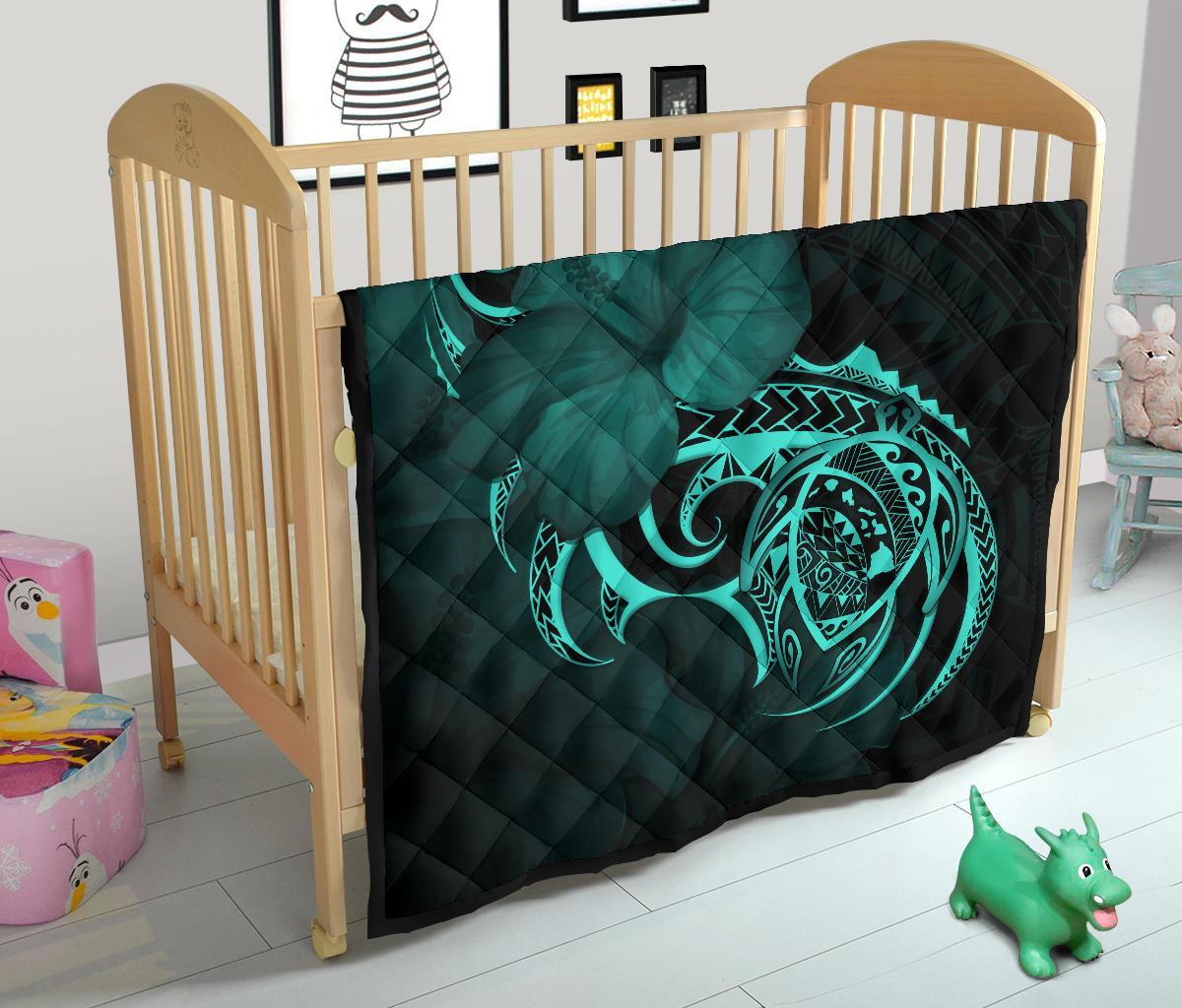 Hawaii Map Turtle Hibiscus Divise Turquoise Polynesian Premium Quilt - Polynesian Pride