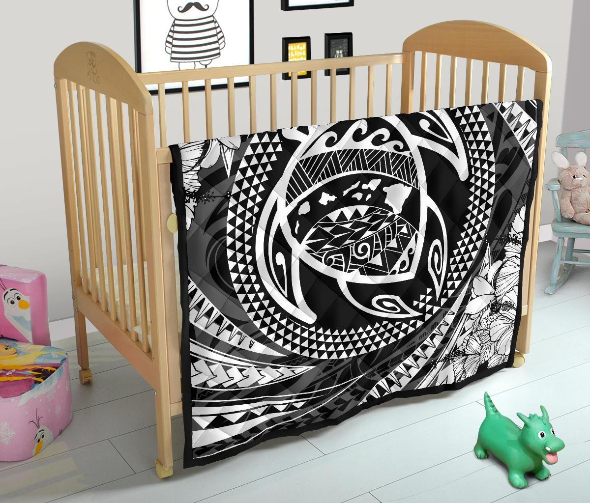 Hawaiian Kanaka Honu Hibiscus Tornando White Polynesian Premium Quilt - Polynesian Pride