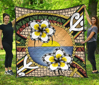 Hawaii Plumeria Pattern Limited Premium Quilt - Polynesian Pride