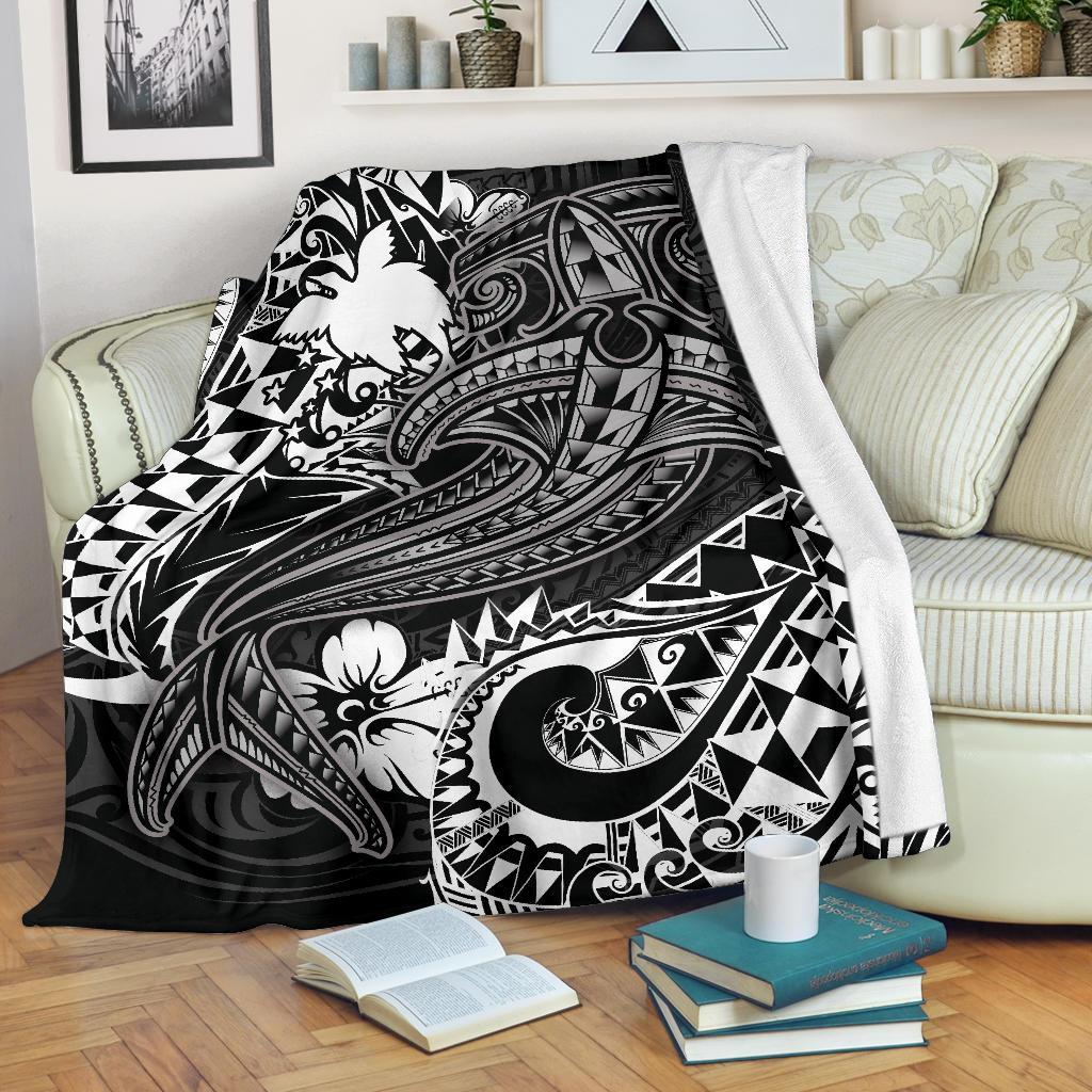 Papua New Guinea Premium Blanket - White Shark Polynesian Tattoo White - Polynesian Pride