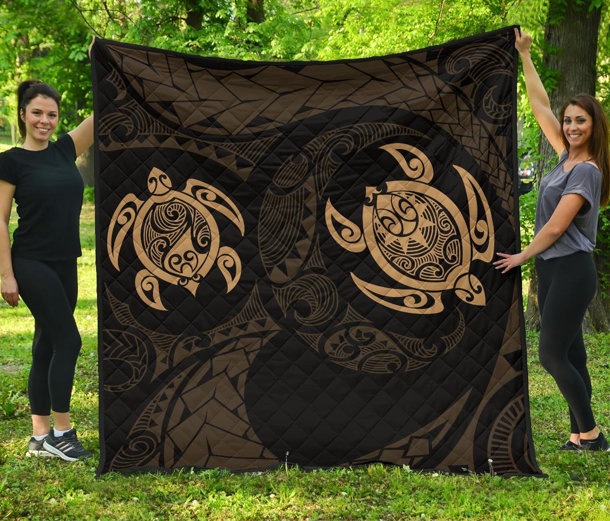 Hawaii Polynesian Turtle Premium Quilt Gold Blue - Polynesian Pride