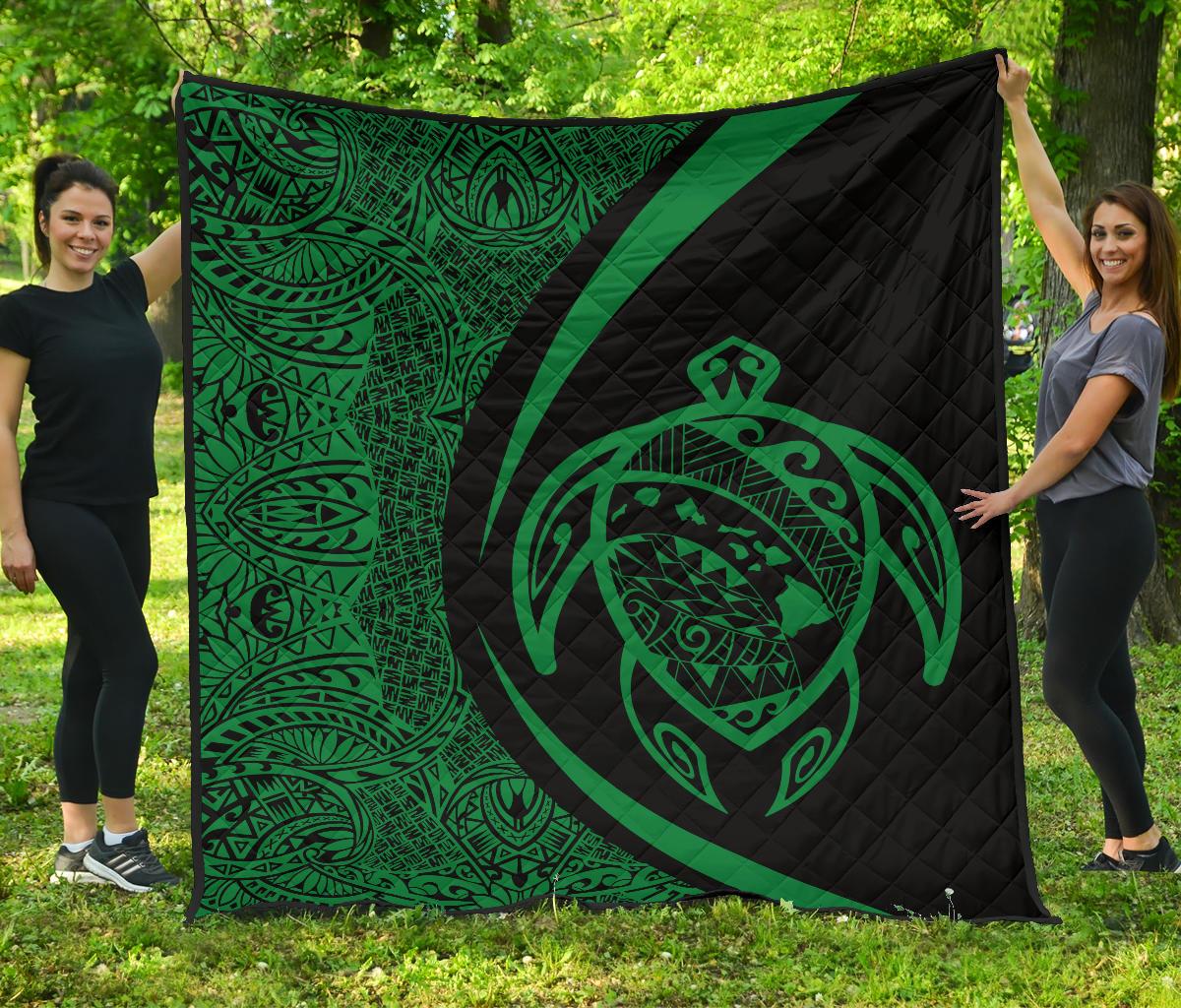 Hawaii Turtle Map Polynesian Premium Quilt - Green - Circle Style Green - Polynesian Pride