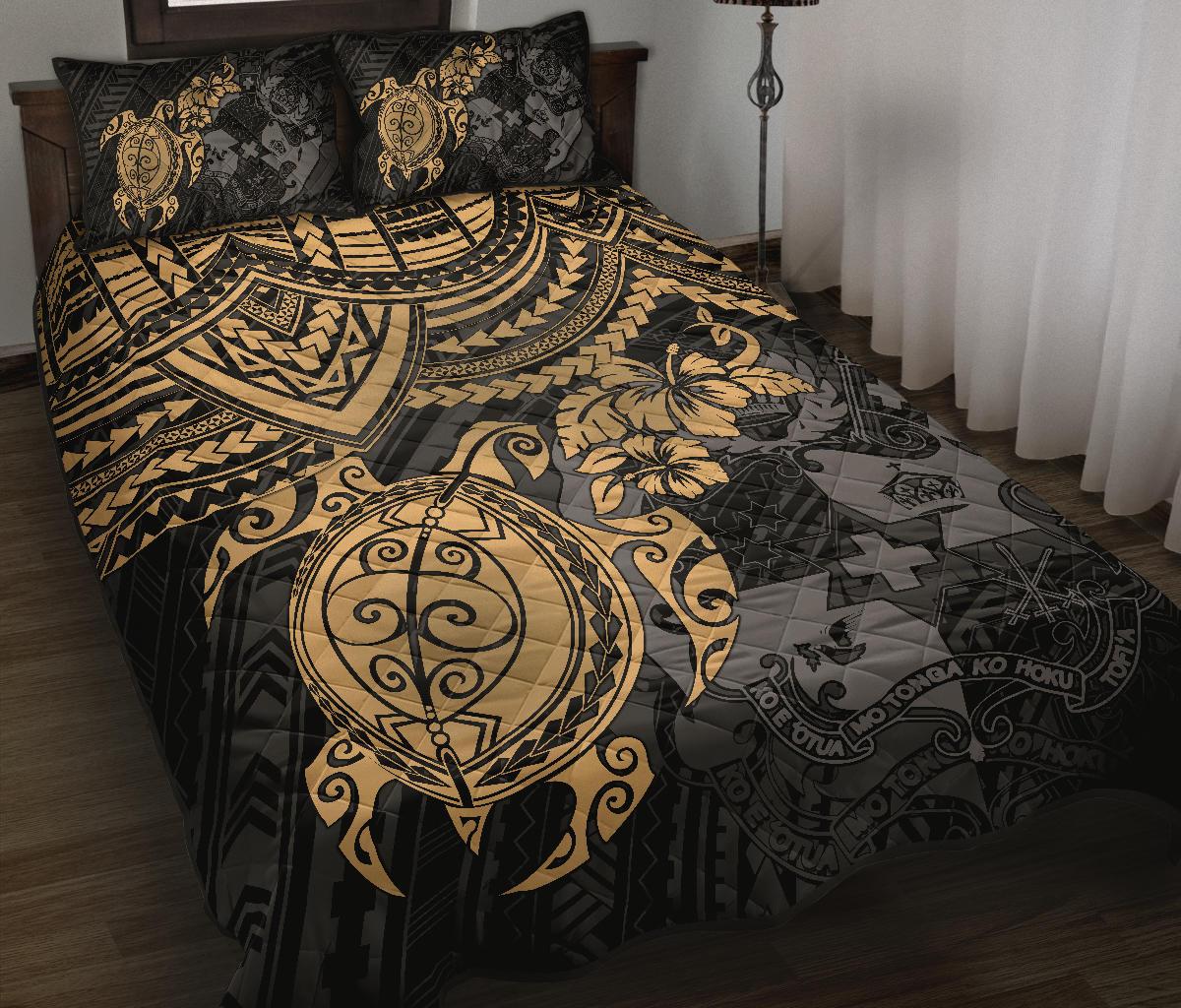 Tonga Polynesian Quilt Bed Set - Tonga Coat Of Arms & Golden Turtle Hibiscus BLACK - Polynesian Pride