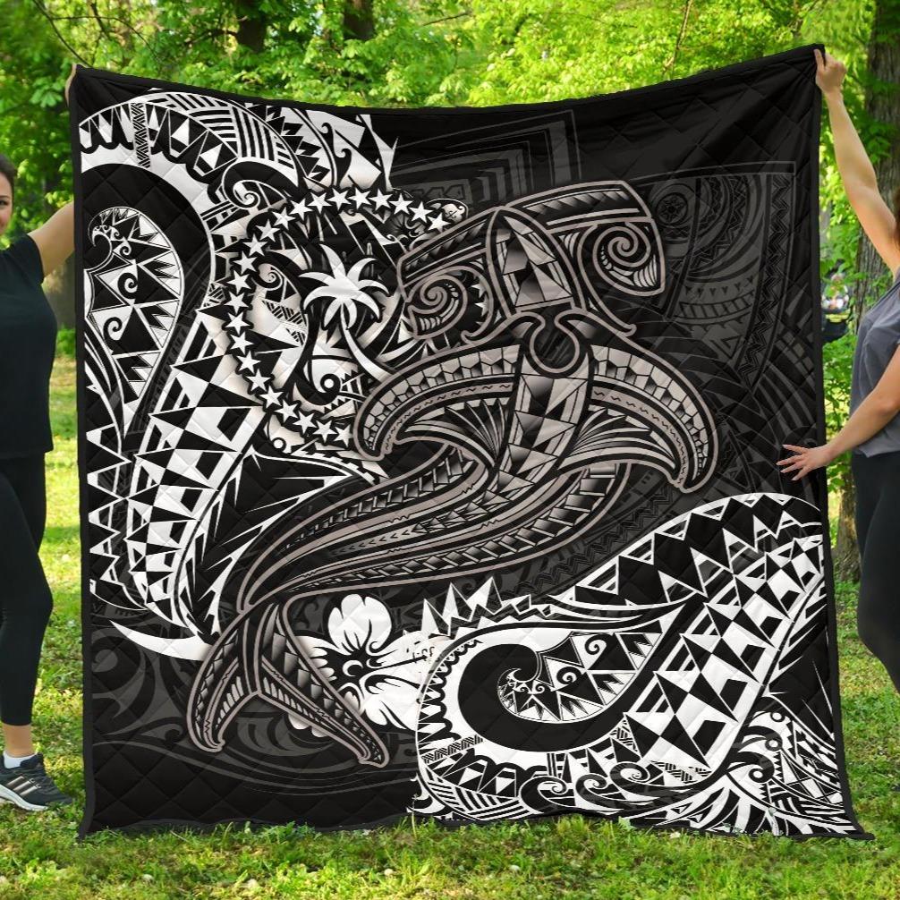 Chuuk Premium Quilt - White Shark Polynesian Tattoo - Polynesian Pride