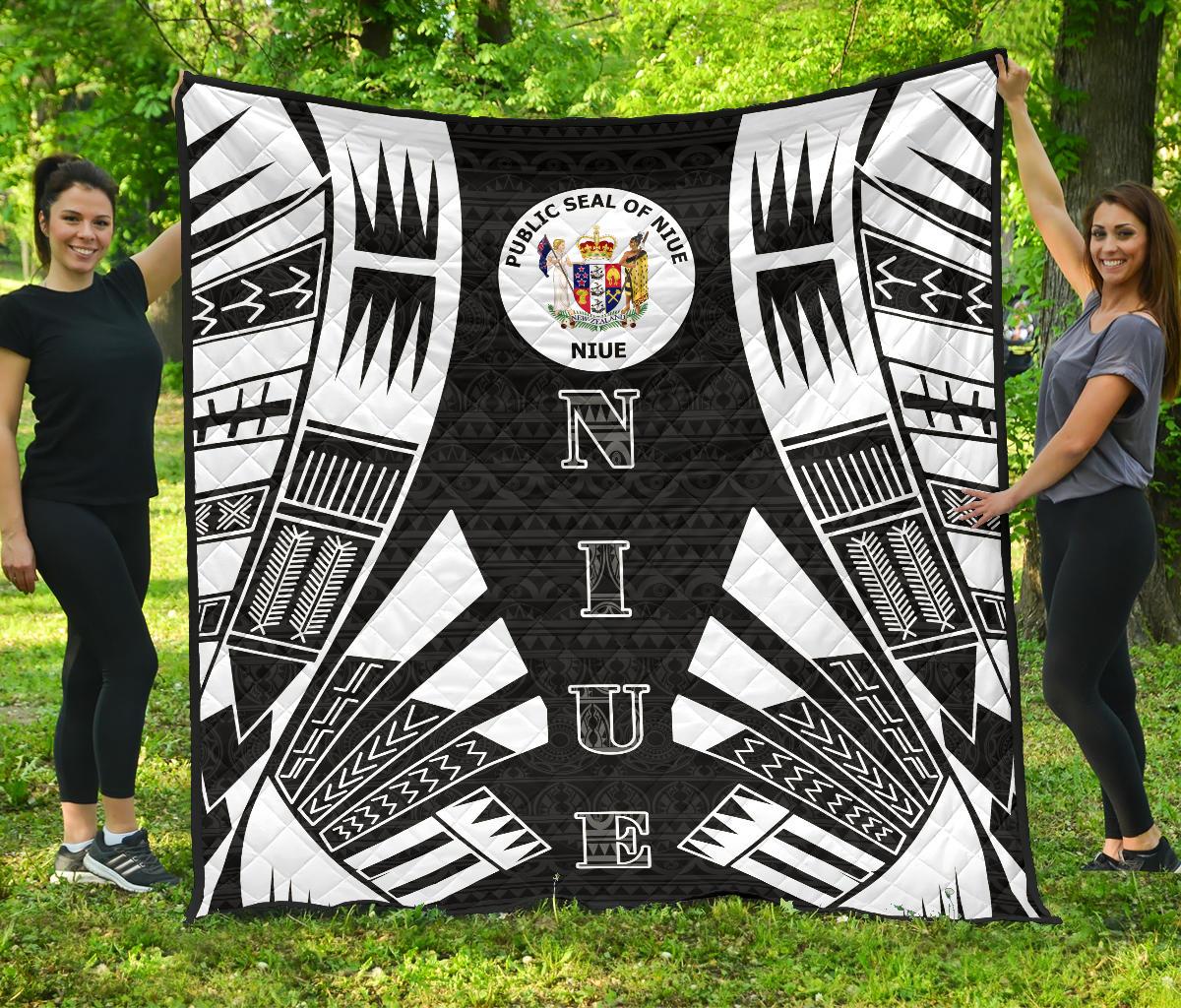 Niue Premium Quilt - Niue Seal Polynesian White Tattoo Black - Polynesian Pride