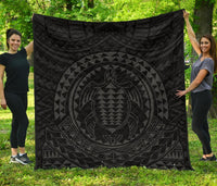 Hawaiian Kakau Honu Arc Gray Polynesian Premium Quilt Gray - Polynesian Pride