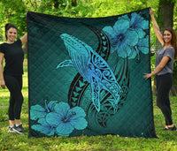 Hawaii Whale Swim Poly Turquoise Premium Quilt Blue - Polynesian Pride