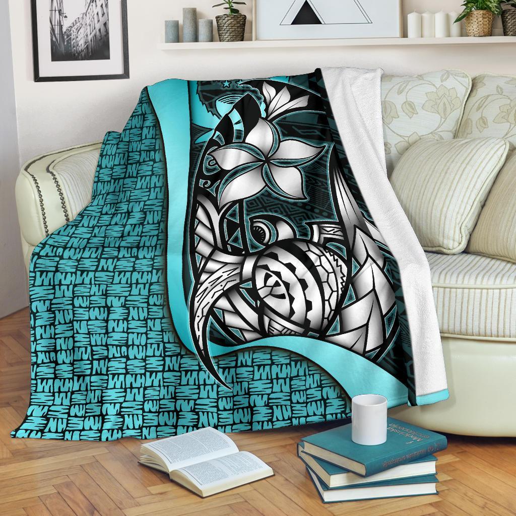 Pohnpei Micronesia Premium Blanket Turquoise - Turtle With Hook White - Polynesian Pride