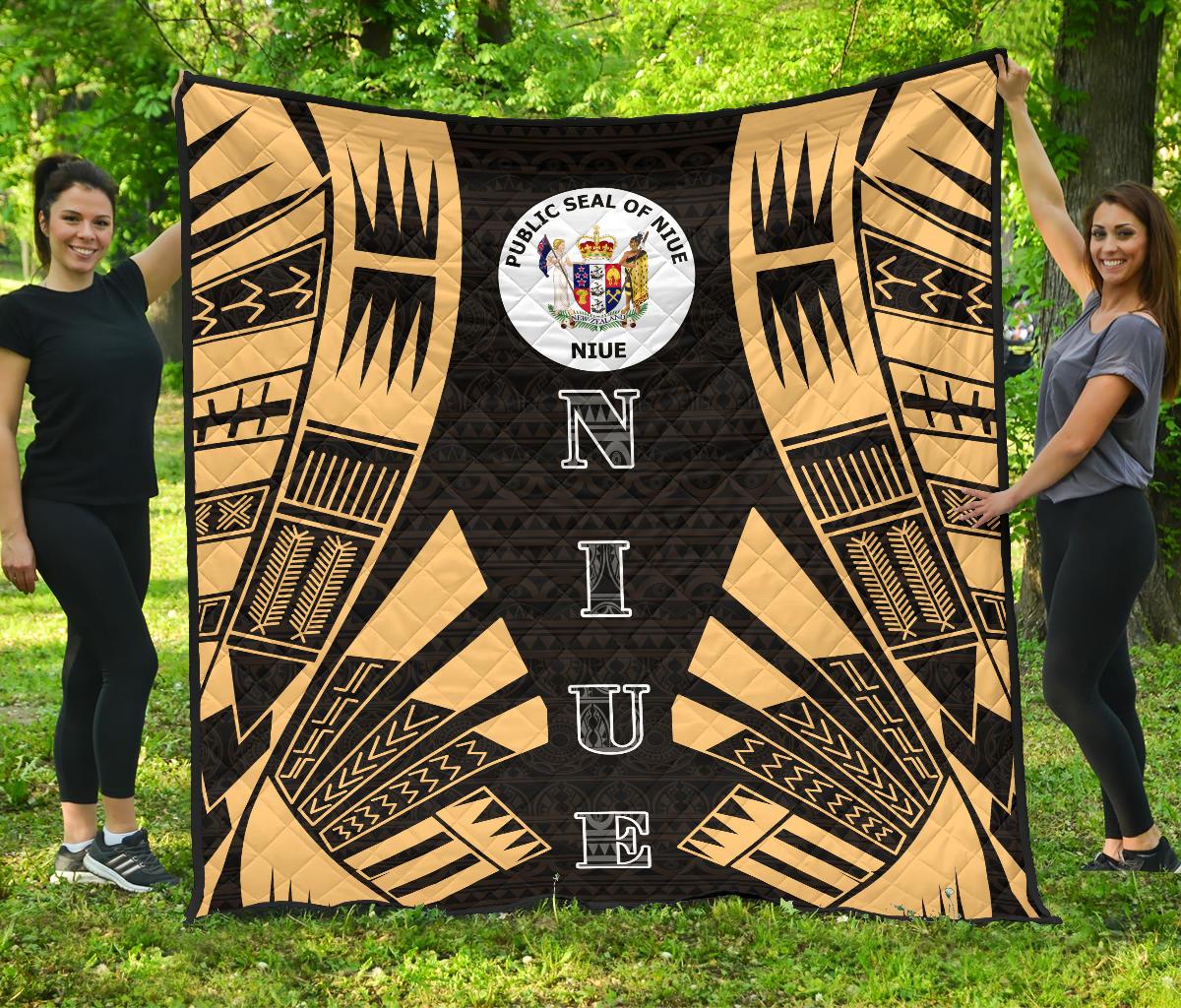 Niue Premium Quilt - Niue Seal Polynesian Gold Tattoo Gold - Polynesian Pride