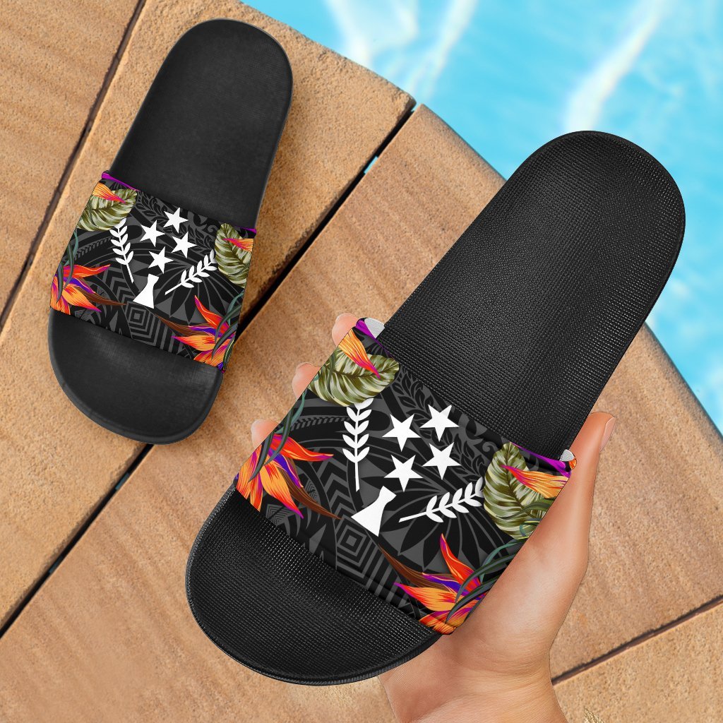 Kosrae Slide Sandals - Polynesian Hibiscus Pattern Black - Polynesian Pride