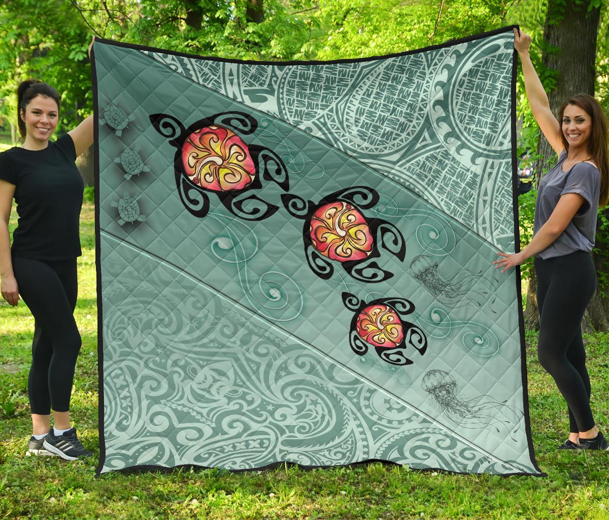 Hawaii Turtle Swimming Tribal Polynesian Premium Quilt - AH - Min Style Blue - Polynesian Pride