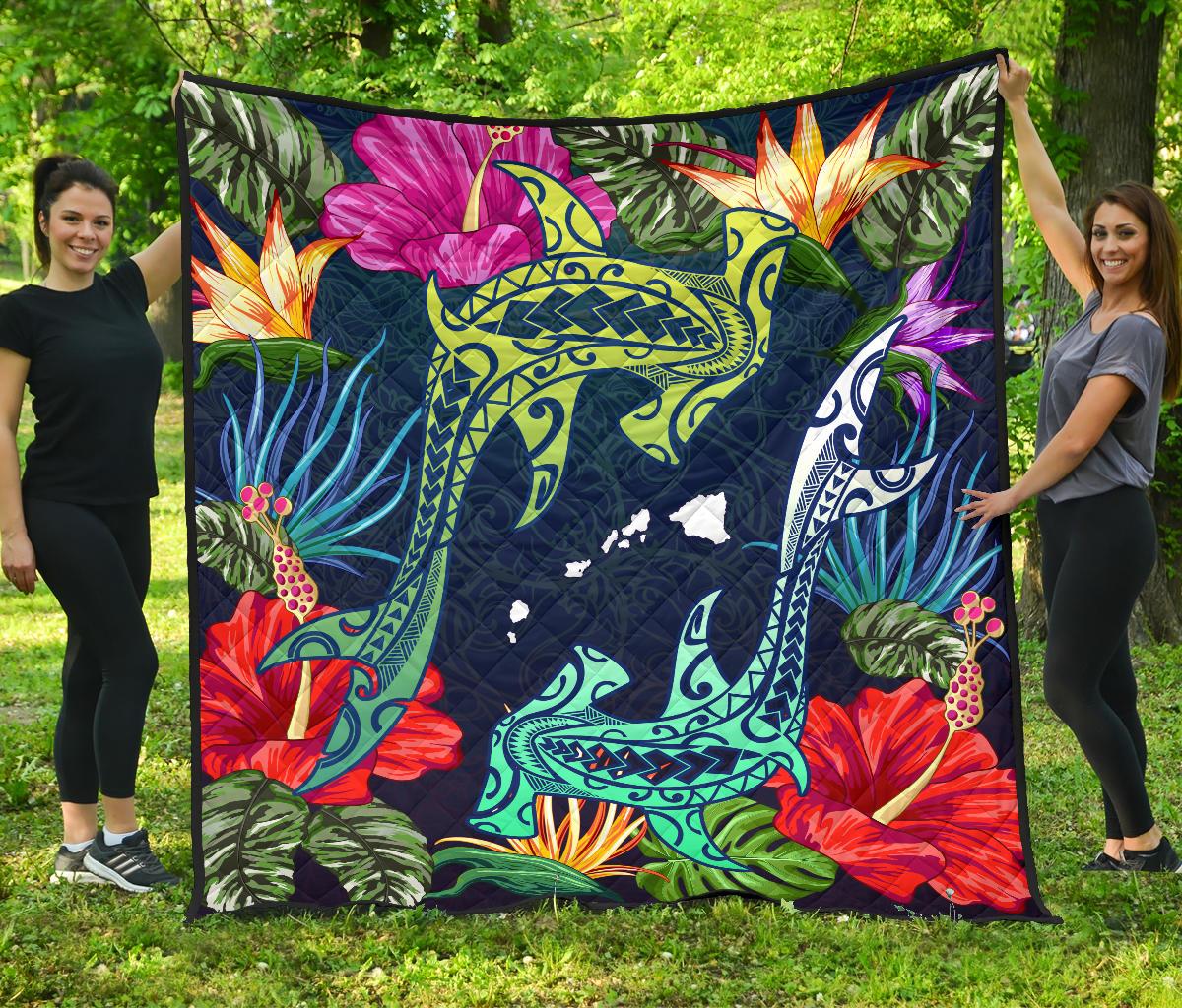 Hawaii Shark Tropical Color Premium Quilt Blue - Polynesian Pride