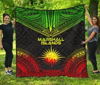 Marshall Islands Premium Quilt - Marshall Islands Flag Polynesian Chief Reggae Version - Polynesian Pride
