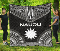 Nauru Premium Quilt - Nauru Flag Polynesian Chief Black Version Black - Polynesian Pride
