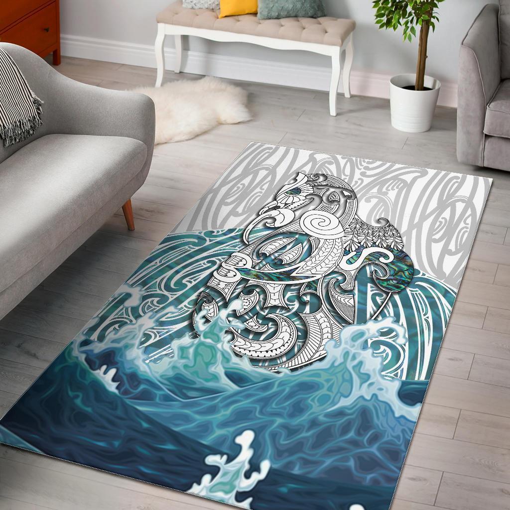 New Zealand Maori Manaia The Blue Sea Area Rug, White - Polynesian Pride