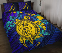 Hawaii Polynesian Quilt Bed Set - Hawaii Yellow Sea Turtle Map & Torquoise Hibiscus Blue - Polynesian Pride