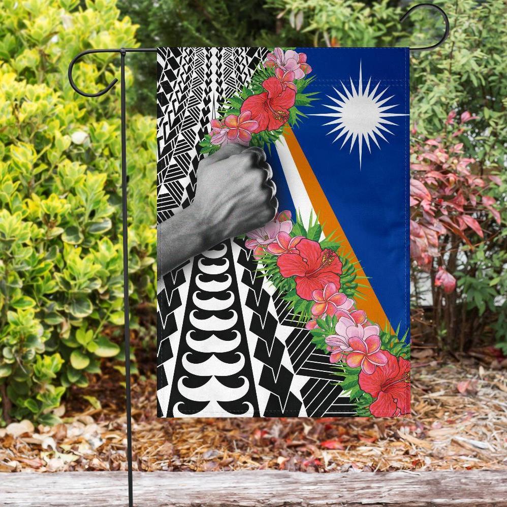 Marshall Islands Flag - Curve Style - Polynesian Pride