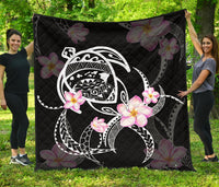 Hawaii Turtle Swim Poly Premium Quilt Black - Polynesian Pride