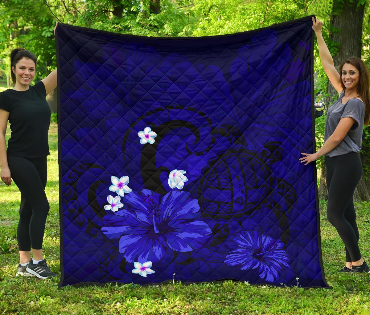 Hawaii Turtle Poly Tribal Blue Premium Quilt Blue - Polynesian Pride