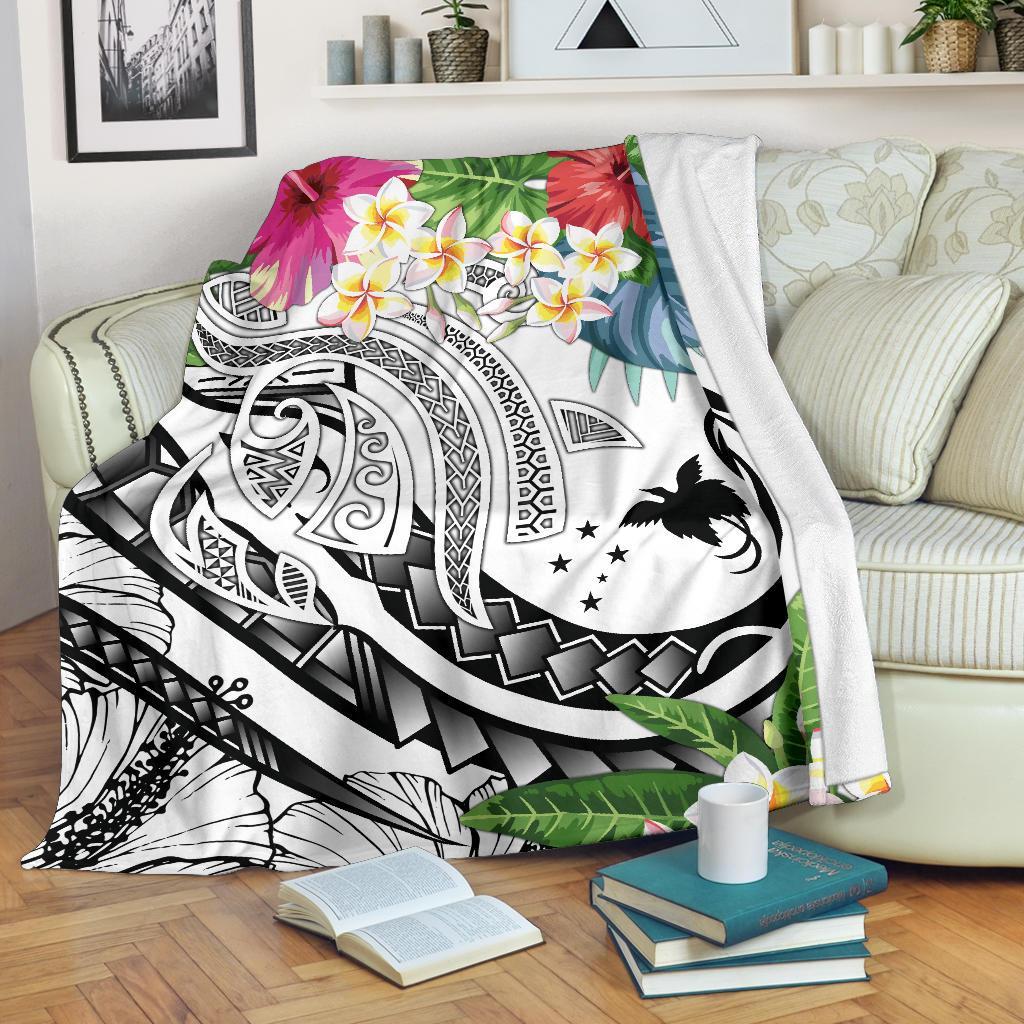 Papua New Guinea Polynesian Premium Blanket - Summer Plumeria (White) White - Polynesian Pride