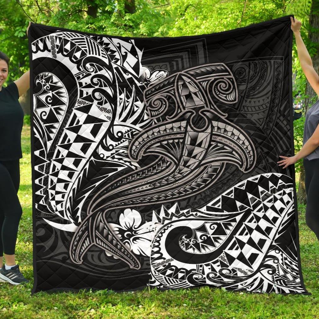 Polynesian Premium Quilt - White Shark Polynesian Tattoo - Polynesian Pride