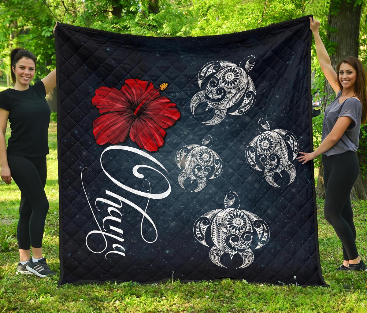 Hawaii Ohana Turtle Hibiscus Galaxy Premium Quilt Black - Polynesian Pride