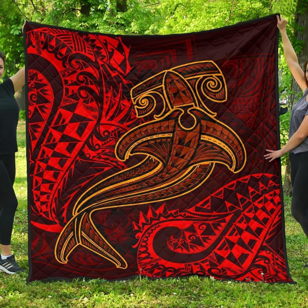 Polynesian Premium Quilt - Red Shark Polynesian Tattoo Red - Polynesian Pride
