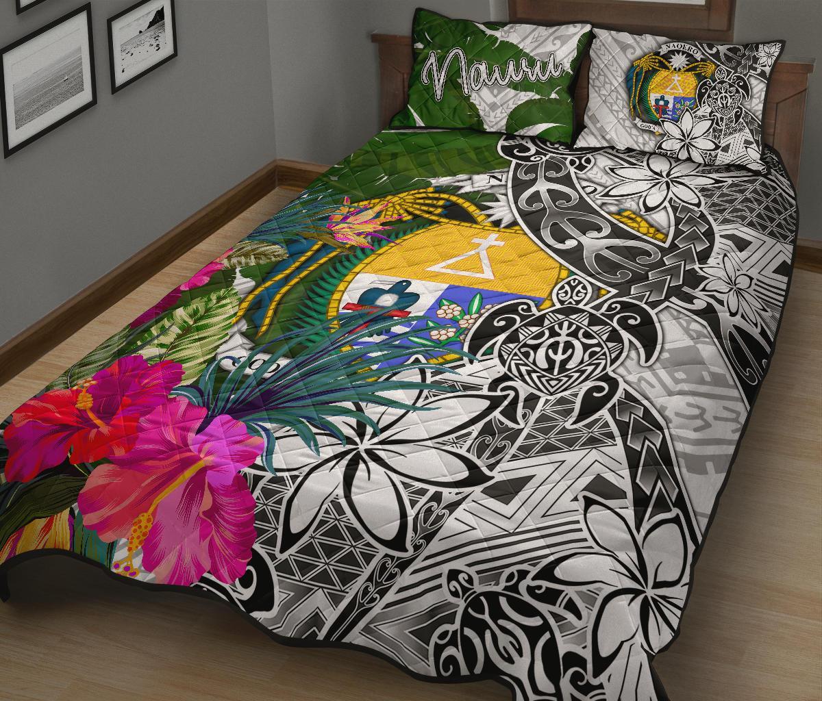 Nauru Quilt Bed Set White - Turtle Plumeria Banana Leaf Crest - Polynesian Pride