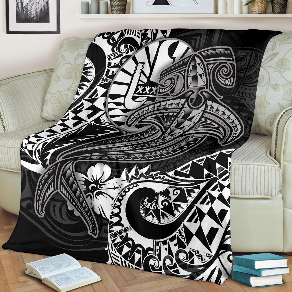 Tahiti Premium Blanket - White Shark Polynesian Tattoo - Polynesian Pride