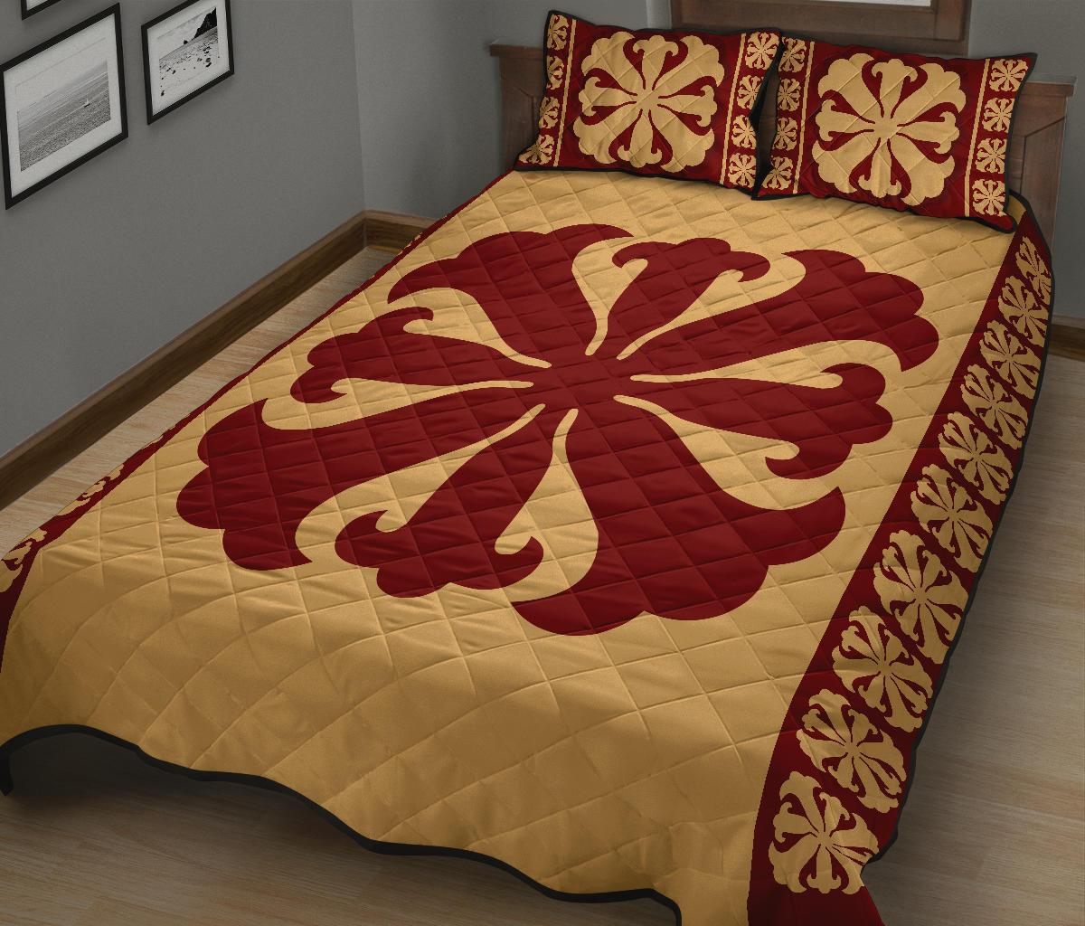 Hawaiian Quilt Pattern Lily Quilt Bed Set - Polynesian Pride