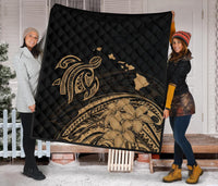 Hawaii Map Plumeria Polynesian Gold Premium Quilt - Polynesian Pride
