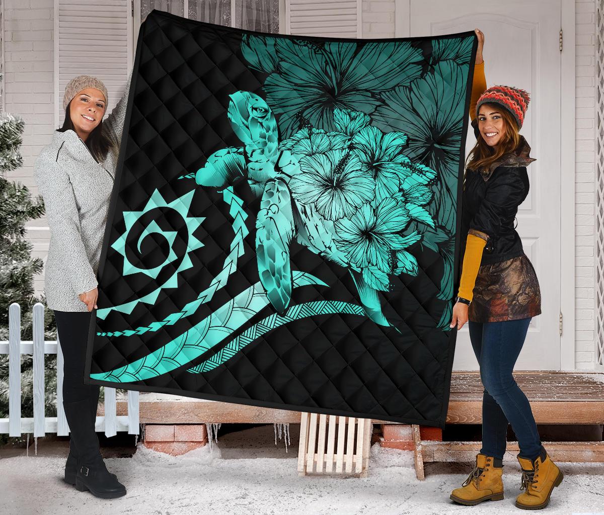 Hawaii Turtle Hibiscus Polynesian Vintage Premium Quilt - Turquoise - Polynesian Pride